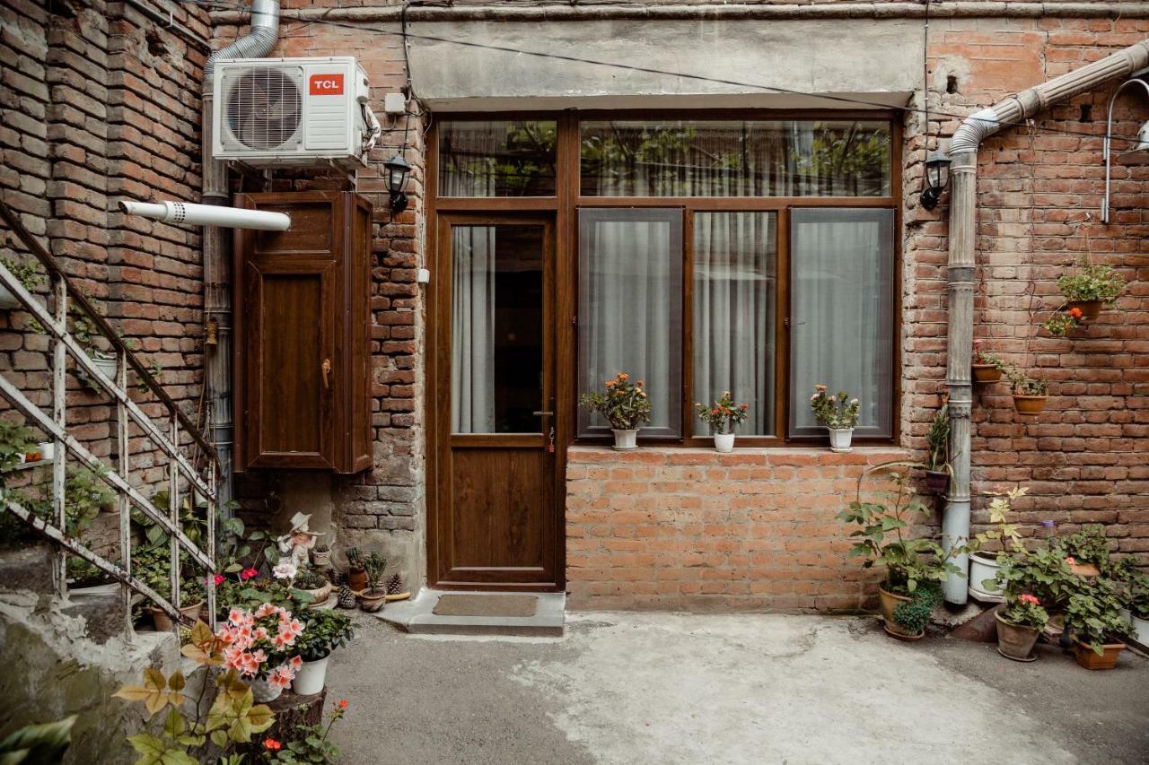 Tbilisi Apartment Exterior photo